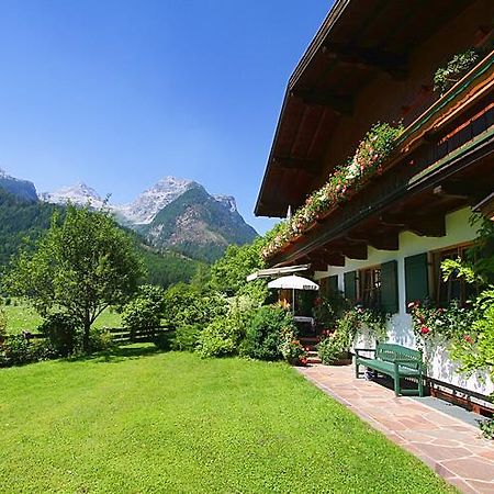 Haus Hohenwarter Hotell Lofer Exteriör bild